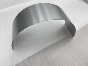 R曲げ加工　アルミカバー