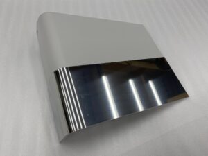 アルミとステンレスの接着カバー